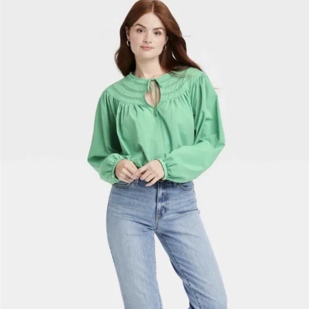 Universal Thread Blue Peasant Top Prairie Blouse Cottagecore Shirt Size M - Picture 9 of 10
